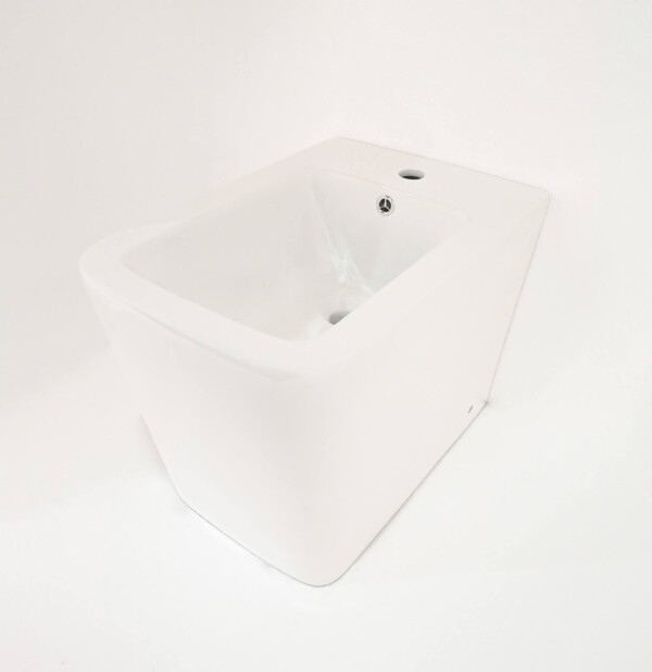 BIDET PAVIMENTO IN CERAMICA LX-1602